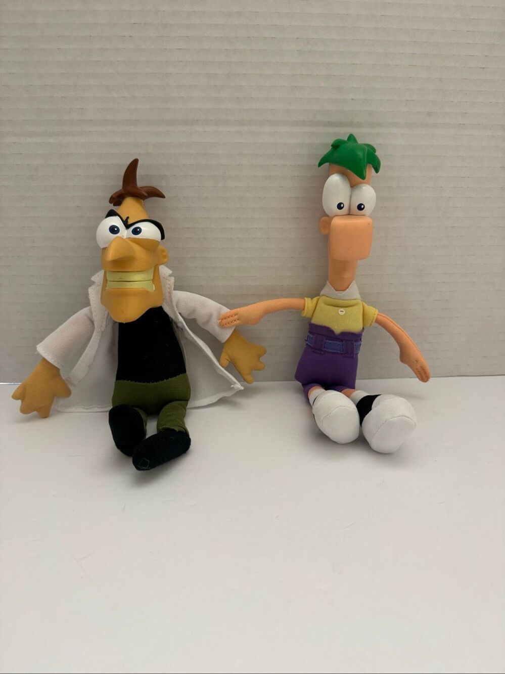 Jakks Phineas & Ferb Gabble Heads Plush Dolls & Dr. Doofenshmirtz NO SOUND